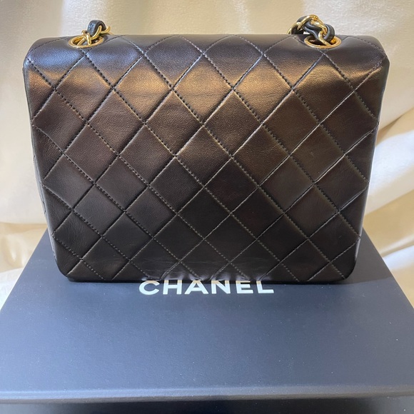❌SOLD❌💯Authentic Chanel Mini Square Vintage Flap - Picture 5 of 16